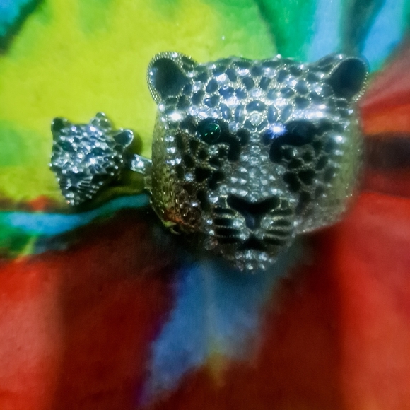 Cheetah Cuff /Ring - Picture 4 of 5